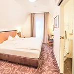Haus Berlin 3*