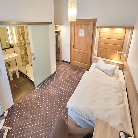 Hotel Haus Berlin 3*