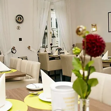 Haus Berlin Hotel 3*