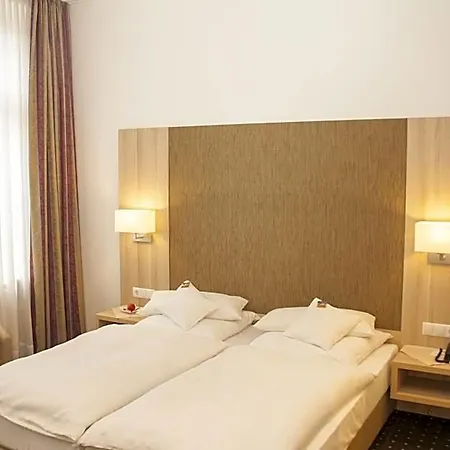 Haus Berlin 3*