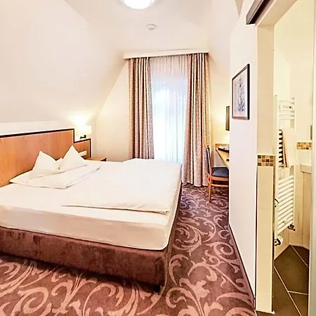 Haus Berlin Hotel 3*