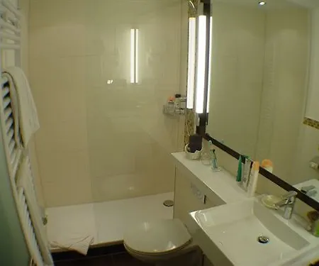 Haus Berlin 3* Βόννη