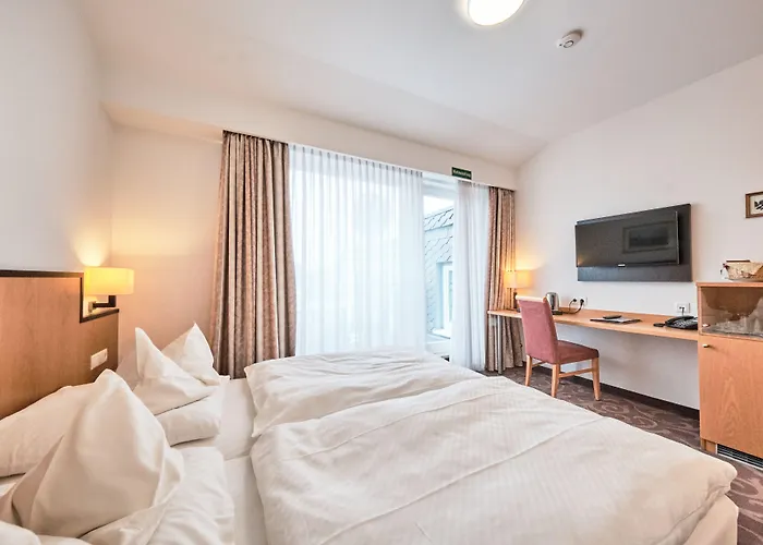 Haus Berlin Otel 3*